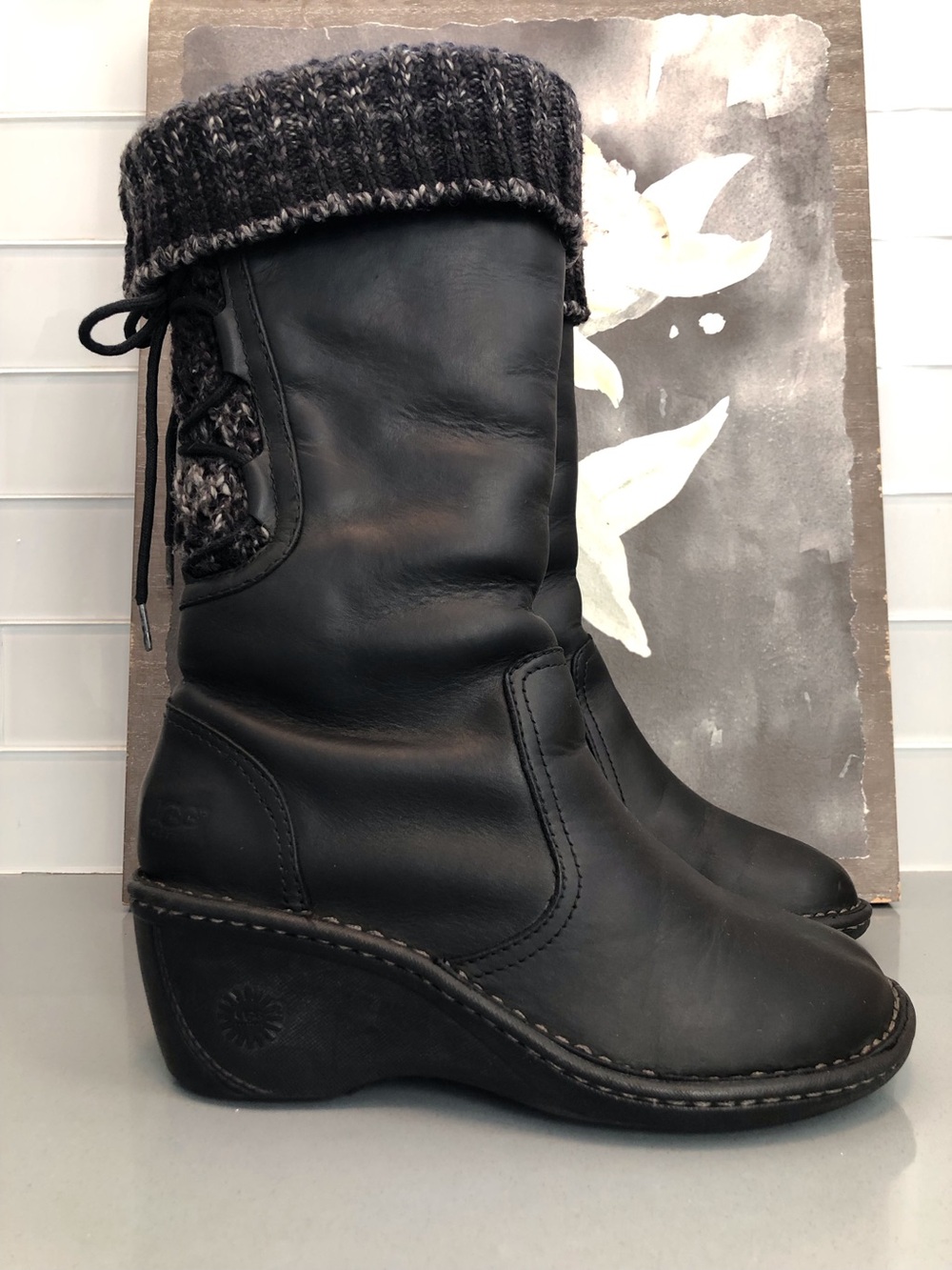 Ugg Skylar Leather Boots sz 7